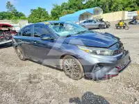 2022 KIA Forte фото