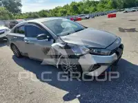 2022 KIA Forte фото