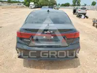 2022 KIA Forte фото