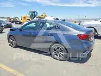 2022 KIA Forte фото