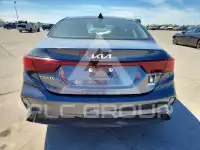 2022 KIA Forte фото