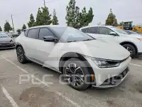 2022 KIA EV6 фото