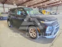 2022 KIA Soul фото
