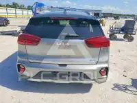 2022 KIA Niro фото