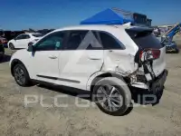 2022 KIA Niro фото