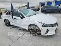 2022 KIA K5 фото