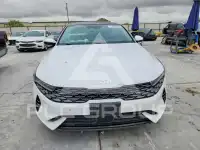 2022 KIA K5 фото
