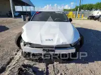 2022 KIA K5 фото