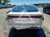 2022 KIA K5 фото