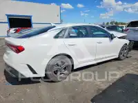 2022 KIA K5 фото