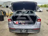 2022 KIA K5 фото