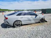 2022 KIA K5 фото