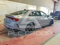 2022 KIA K5 фото