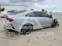 2022 KIA K5 фото