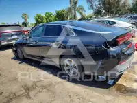 2022 KIA K5 фото