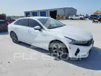 2022 KIA K5 фото