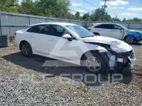 2022 KIA K5 фото