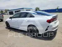 2022 KIA K5 фото