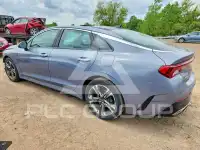 2022 KIA K5 фото