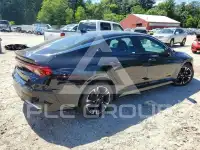 2022 KIA K5 фото