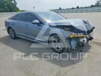 2022 KIA K5 фото