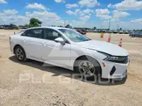 2022 KIA K5 фото
