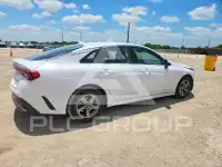 2022 KIA K5 фото