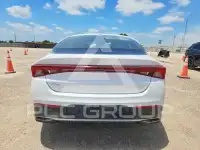 2022 KIA K5 фото