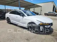 2022 KIA K5 фото