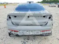 2022 KIA K5 фото