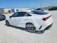 2022 KIA K5 фото
