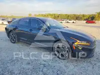 2022 KIA K5 фото