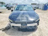 2022 KIA K5 фото