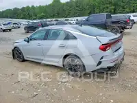 2022 KIA K5 фото
