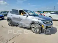 2022 KIA Seltos photo