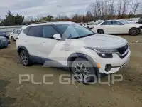 2022 KIA Seltos фото