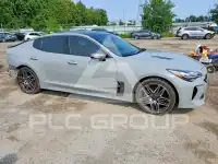 2022 KIA Stinger фото