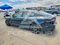 2022 KIA Stinger фото
