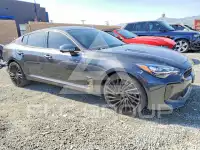 2022 KIA Stinger фото