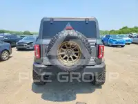 2022 Ford BRONCO photo