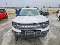 2022 Ford BRONCO photo