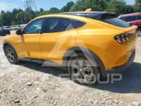 2022 Ford MUSTANG photo