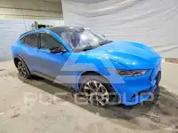 2022 Ford MUSTANG photo