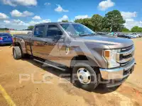 2022 Ford F-350 фото
