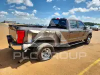 2022 Ford F-350 фото