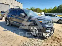 2022 Ford EXPLORER photo
