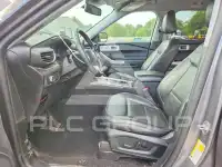 2022 Ford EXPLORER photo