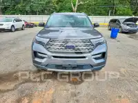 2022 Ford EXPLORER photo