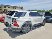 2022 Ford EXPLORER photo