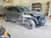2022 Ford EXPLORER photo